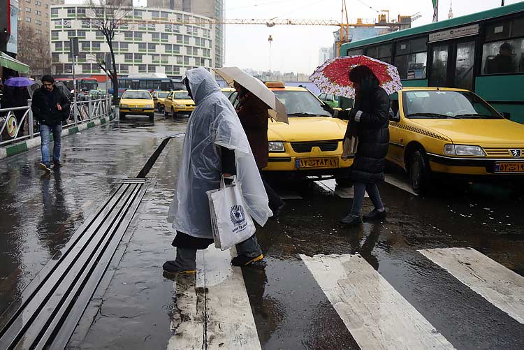 خشکسالی همچنان کشور را تهدید می کند