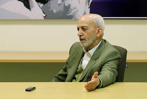 احساس همانندی ملت با مسئولان باعث می‌شد مردم خودشان را جدا از دولت ندانند/ در مجلس اول یکی از نمایندگان فرش خانه‌اش را فروخت/ شکاف های عمیقی در وحدت و انسجام جامعه ایجاد شده است